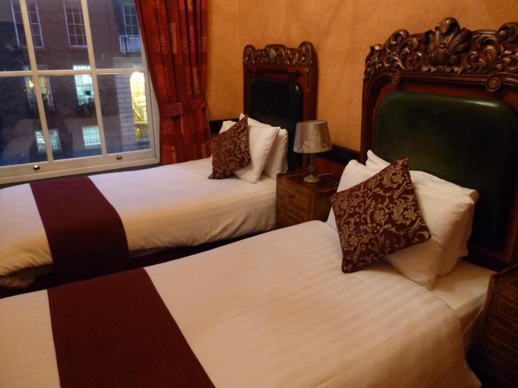 Russell Court Hotel Дублин Номер фото